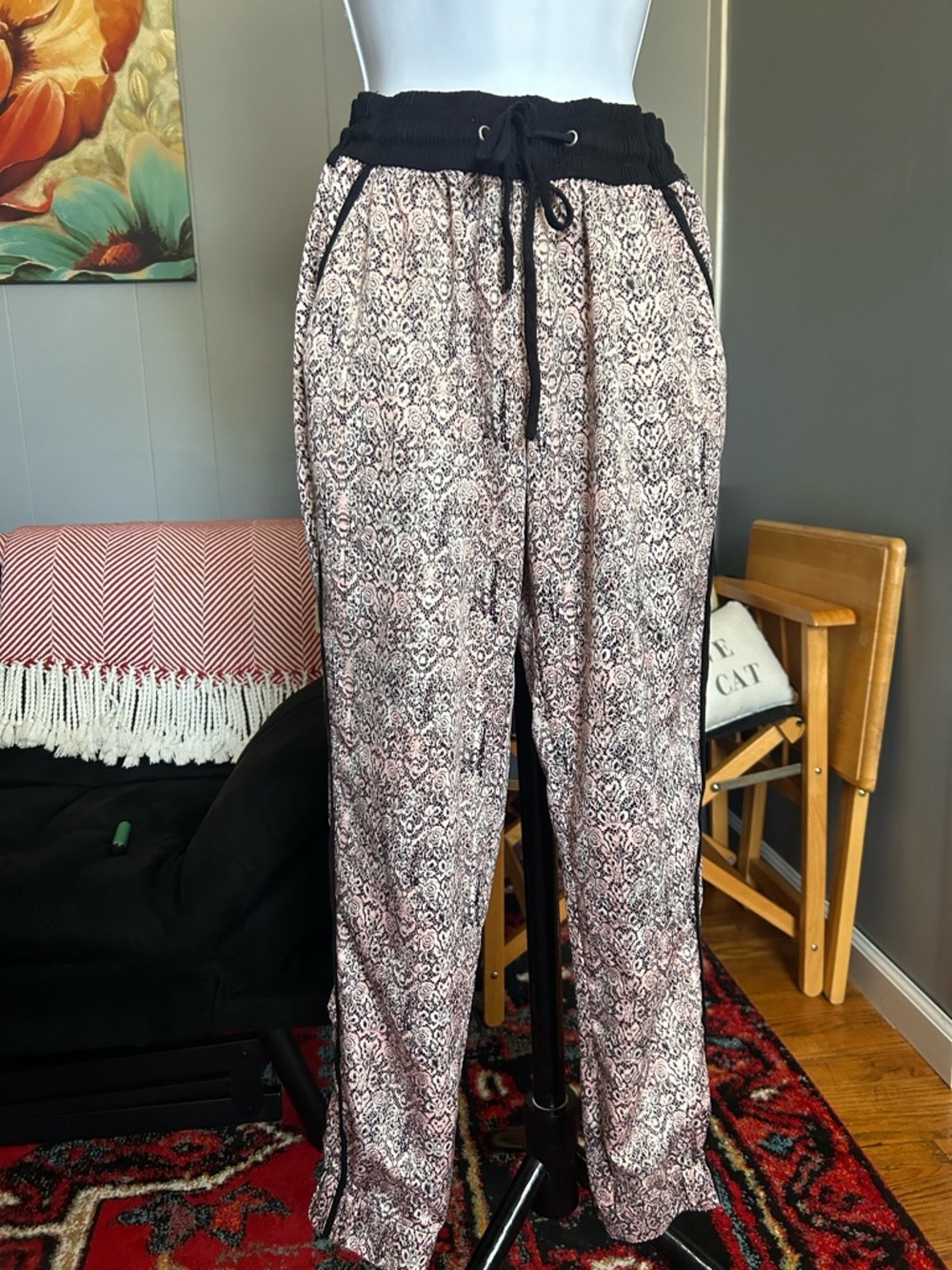 Rewash Black Waistband Pants with Blush Leopard Lining